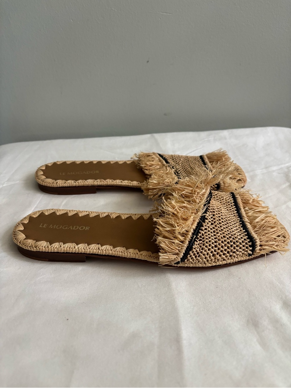 Le Mogador Moroccan raffia straw flat slide sandals